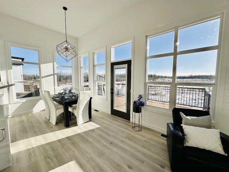 Adrienne Chase Re/Max Grande Prairie