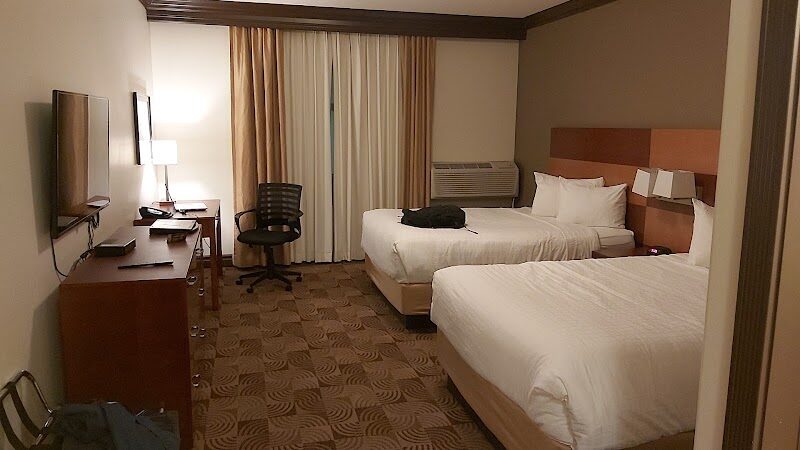 Chateau Nova Peace River — photo 2