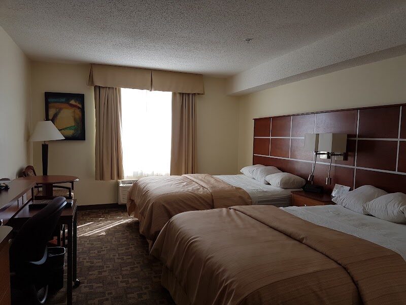 Days Inn by Wyndham Grande Prairie — photo 2