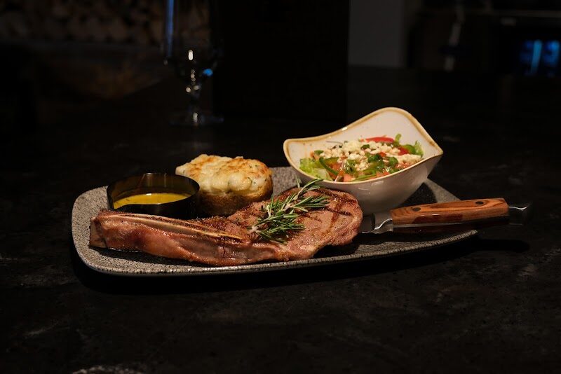 Ember Steakhouse — photo 2