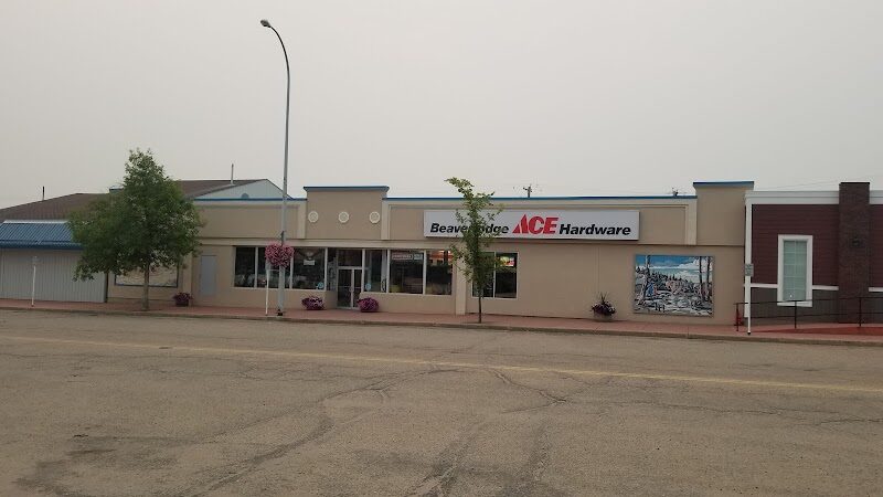 Macleods Hardware - Beaverlodge