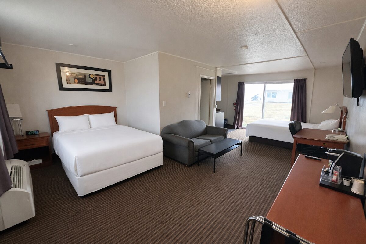 Northern Lights Inn & Suites
