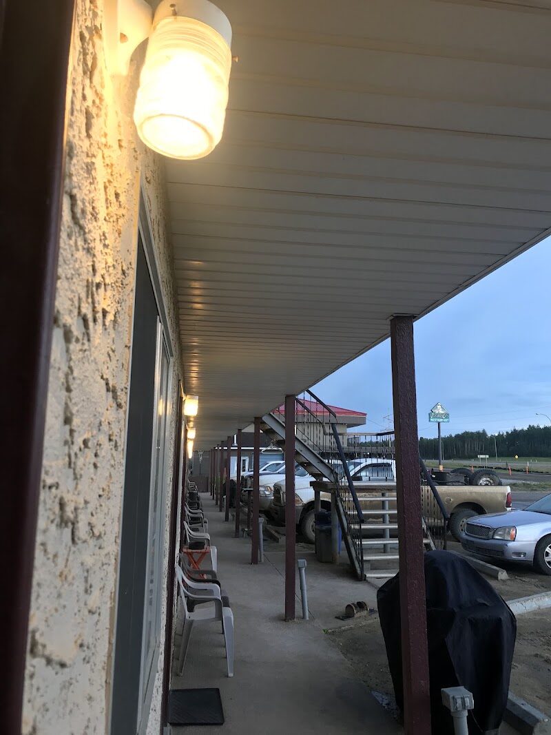 Regal Inn — photo 1