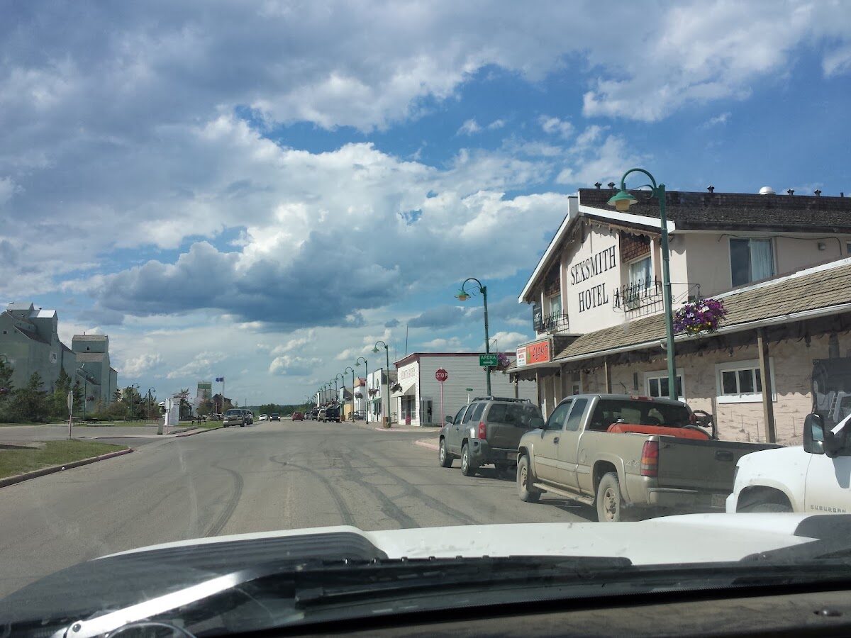 Sexsmith Hotel