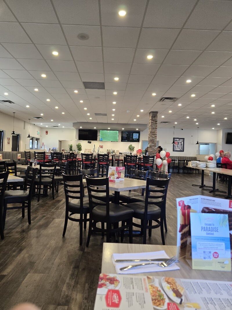 Smitty's Restaurant & Lounge - Grande Prairie — photo 3