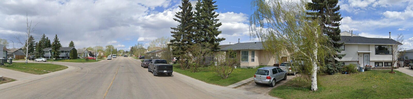 A street in Patterson Place, Grande Prairie