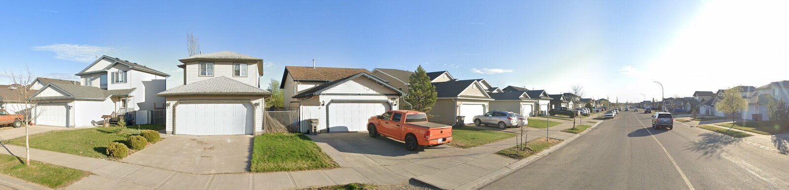 A street in Royal Oaks, Grande Prairie